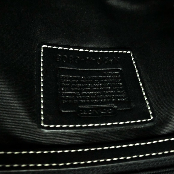 COACH Signature Black/Grey Leather Soho purse - Picture 4 of 8